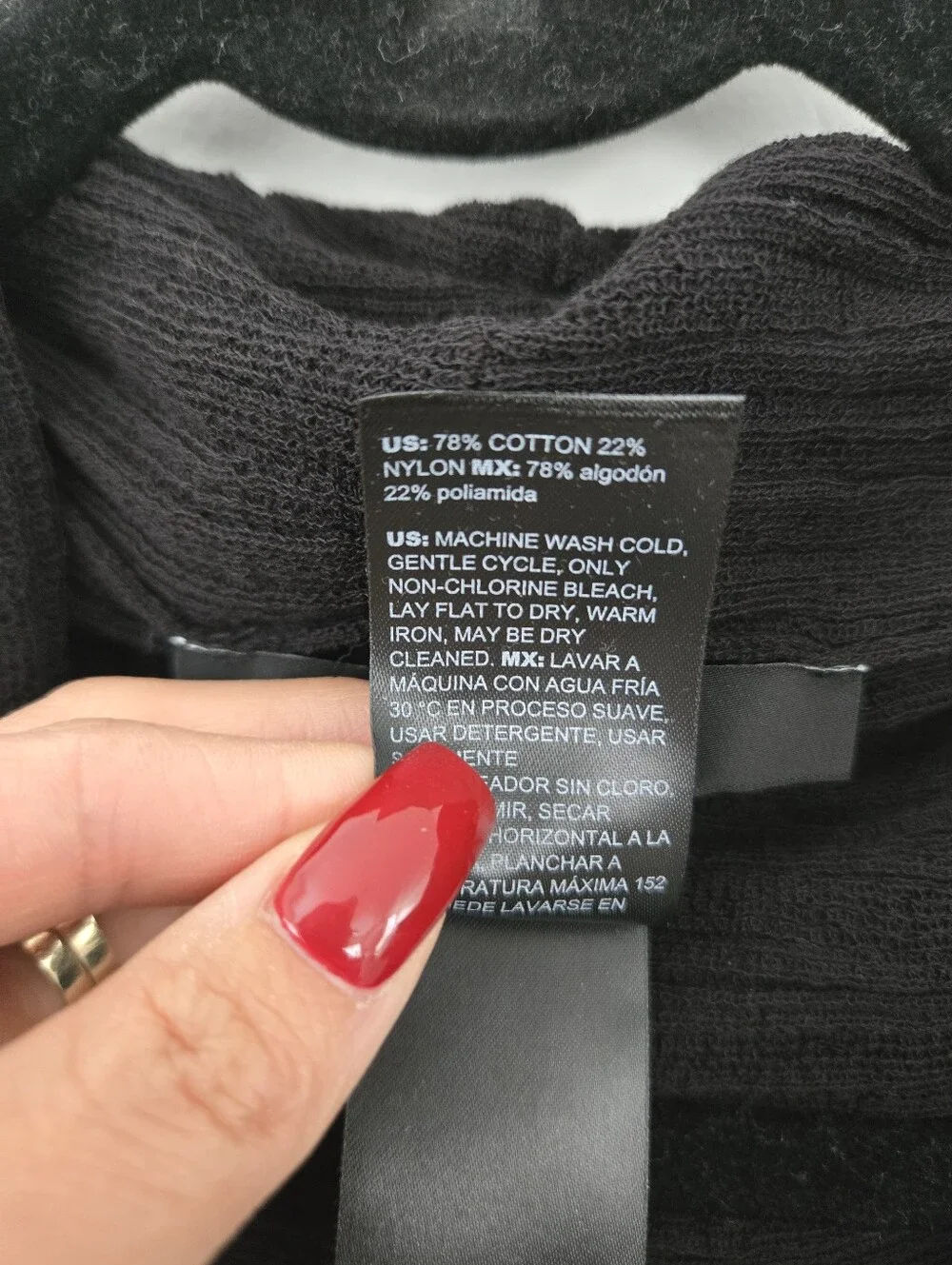 WHBM Crinkle Yarn Cocoon Cardigan in black. Size xsmall/small. New